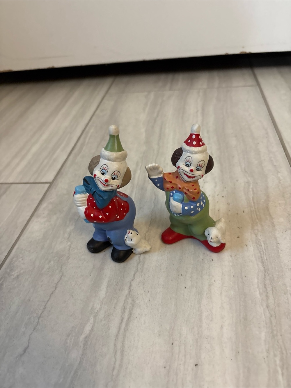 Vintage Hand Painted Ceramic Clown Figurines Pair Circus Carnival Polka Dot